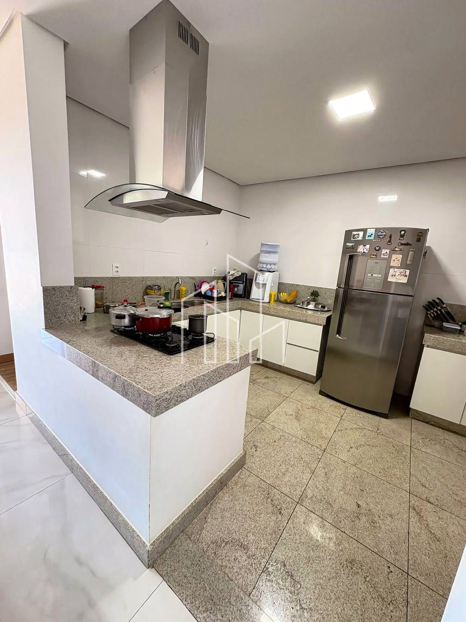 Miniatura: Apartamento à Venda no Cândida Câmara | 3 Quartos | Suíte | Piscina | Academia |