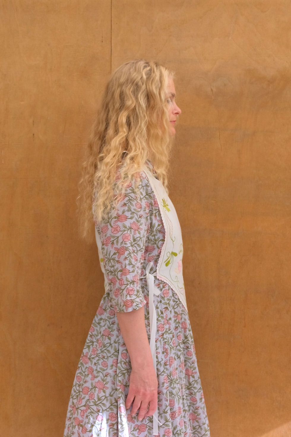 Thumbnail: Collar with pink and green embroidery