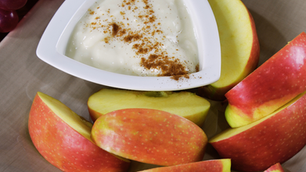 Healthy & Creamy Sugar-Free Peanut Butter Yogurt Dip (High Protein!)