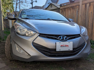 This 2013 Hyundai Elantra Coupe is a reliable, cheap on gas, and low on maintenance car. Driven 254,600 km - Manual transmission - Exterior color: Silver - Interior color: Black - Fuel type: Gasoline - Very good condition - Clean title