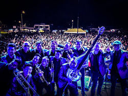 LA FAMILIA ORQUESTA - ECUADOR