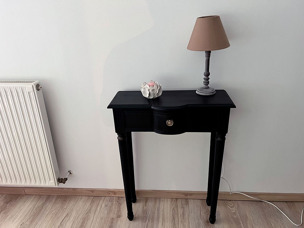 Miniature : Petite console noire relookée 3