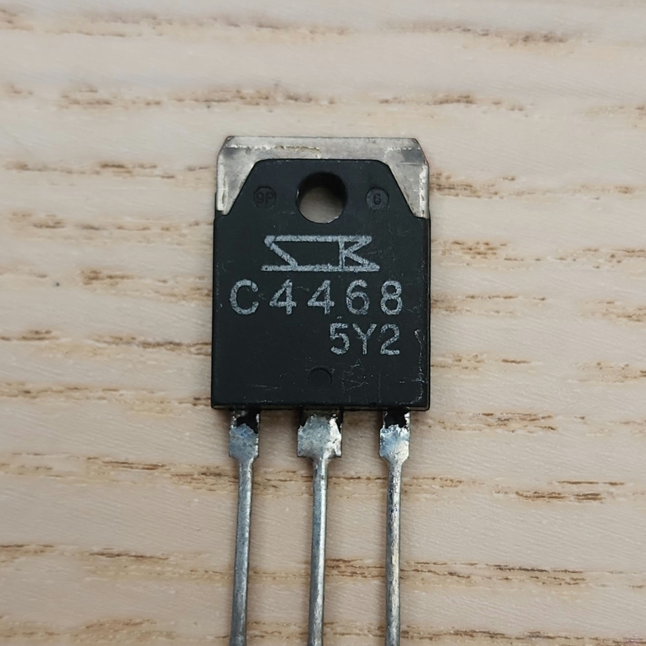 2SC4468 140V 10A 100W NPN Transistor
