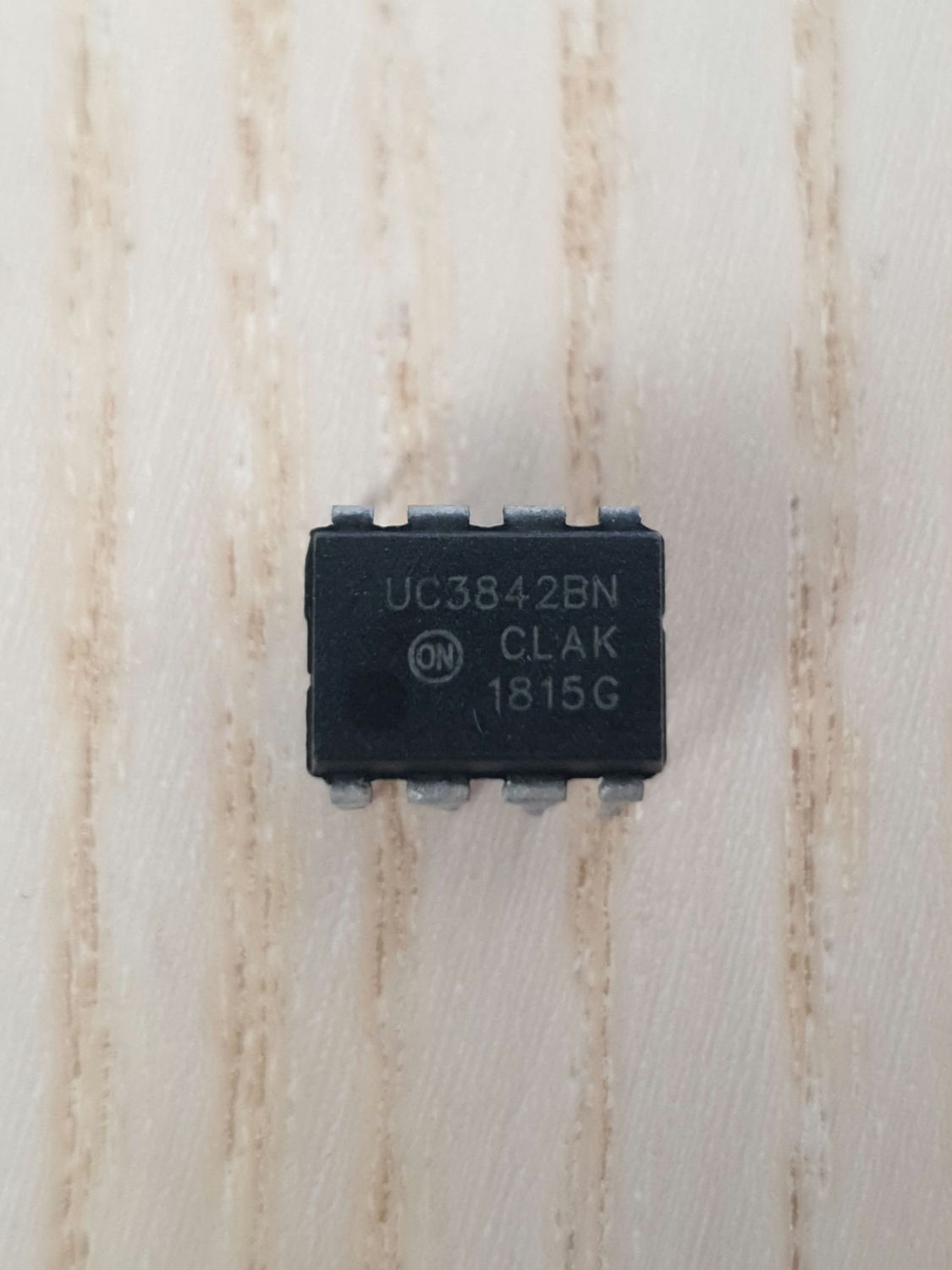 5pcs UC3842BN STMicro High Performance Current Mode PWM Controller