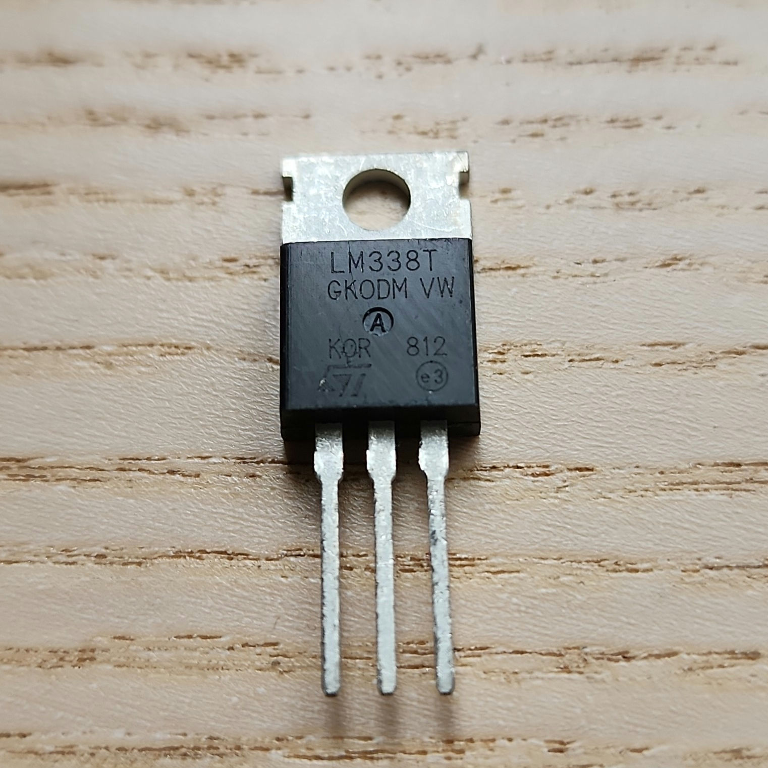 5pcs LM338T 5-Amp Adjustable Regulator
