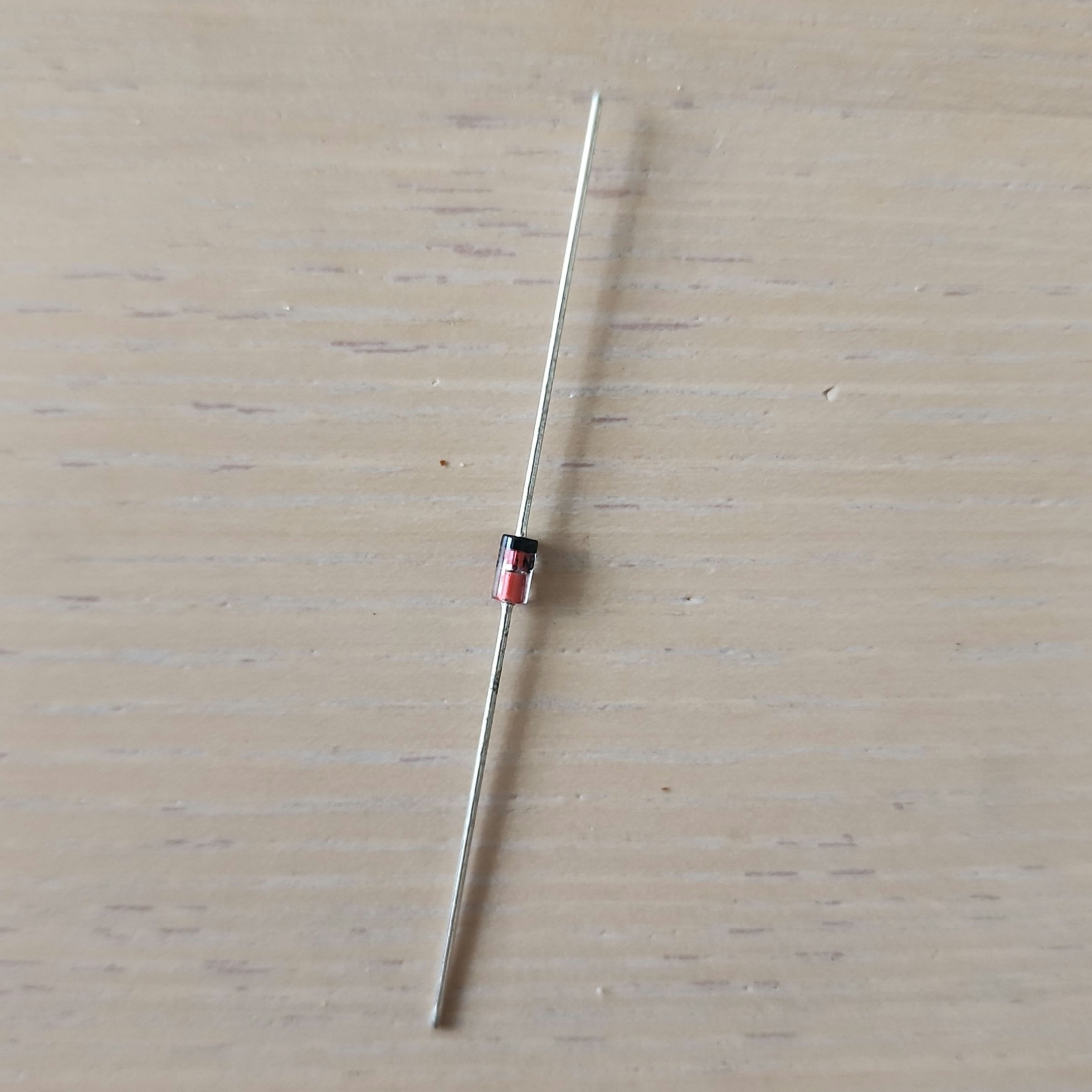 10pcs 1N4731A 4.3V 1W Zener Diode 5% Silicon Glass Axial Lead