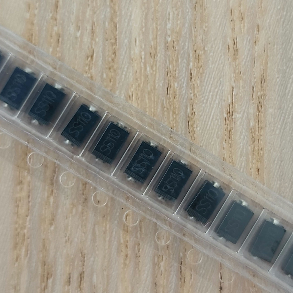 5pcs SR1100 SS110 Schottky Diodes 1A 100V SMA