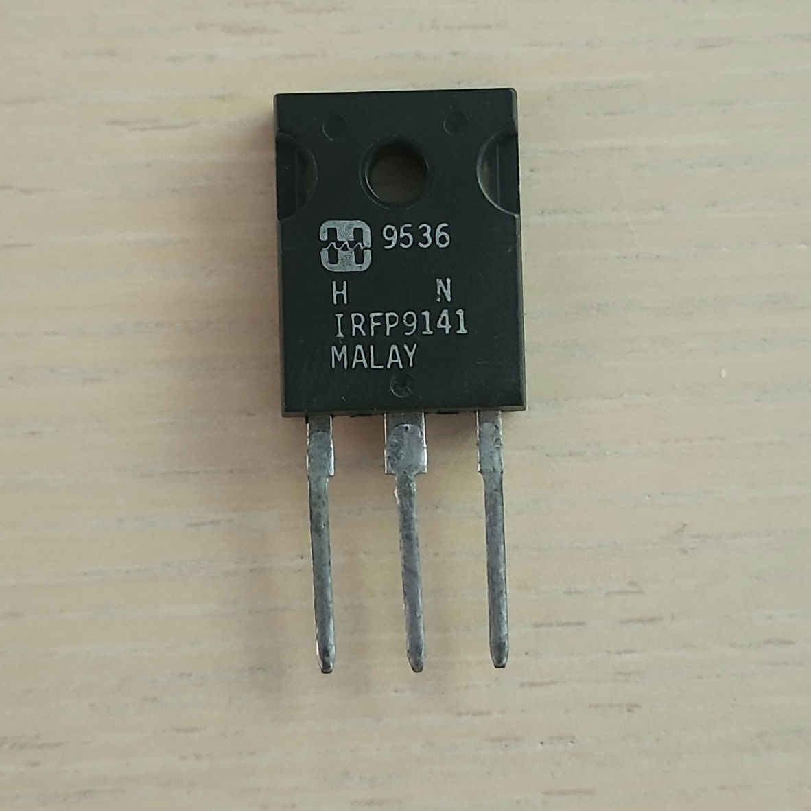 IRFP9141 -80V 19A 150W P-Channel Power MOSFET