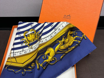 🎠買取実績🎠【HERMES／エルメス カレ90 シルクスカーフ 占星術】