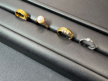 金・プラチナ製のジュエリーをお買取りさせていただきました。