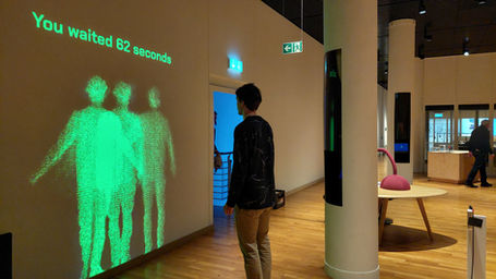 Wait a Second am Museumsbier 2024 im Museum für Kommunikation in Bern