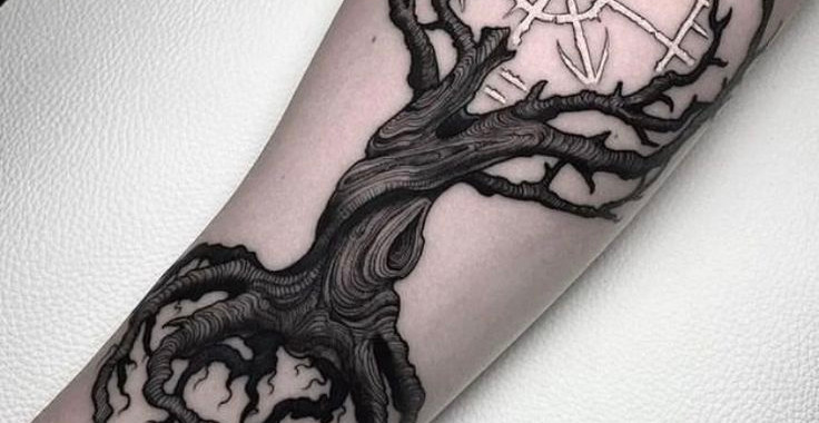 tatuagem viking Yggdrasil