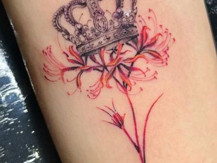 Crown Tattoo: Majestic Design Ideas and Symbolic Meanings