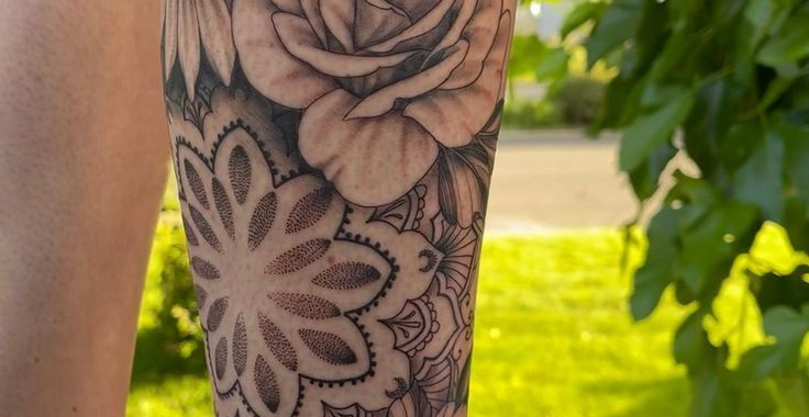 Tatuagem Feminina Na Perna