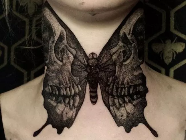 Tatuagem no Pescoço