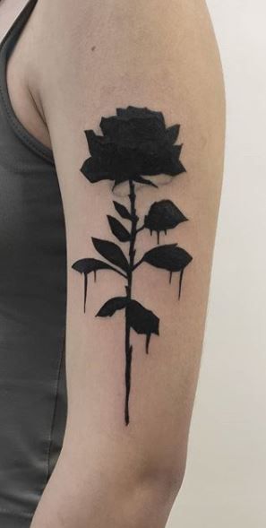 Black Rose Tattoo