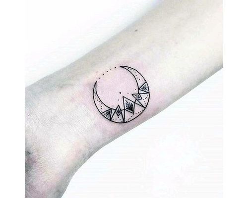 Lua Tattoo
