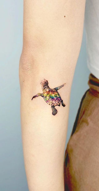 tiny tattoos 