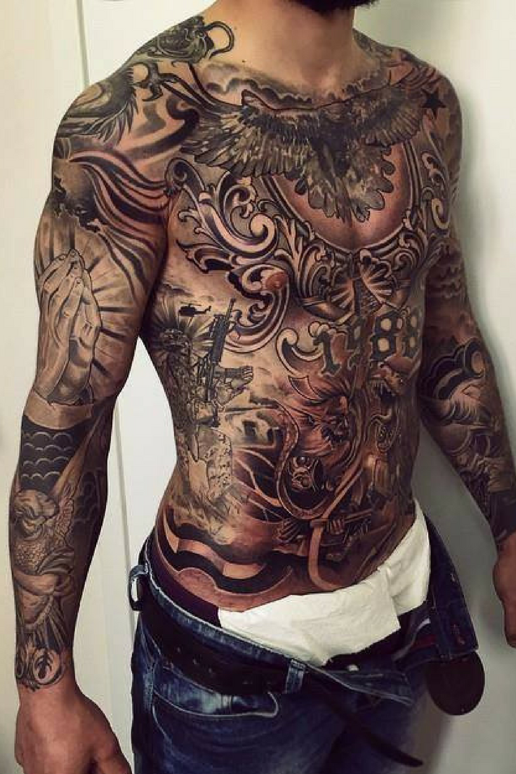 Tatuagem no Peito