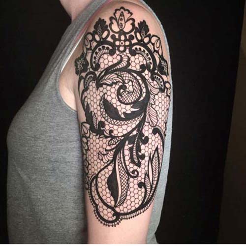 Tatuagem Feminina no Ombro
