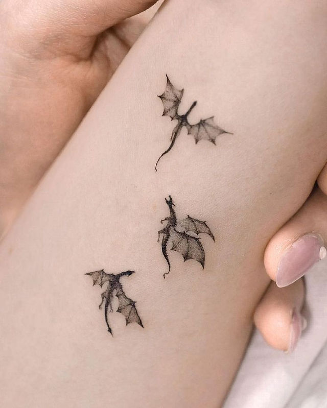 tiny tattoos 