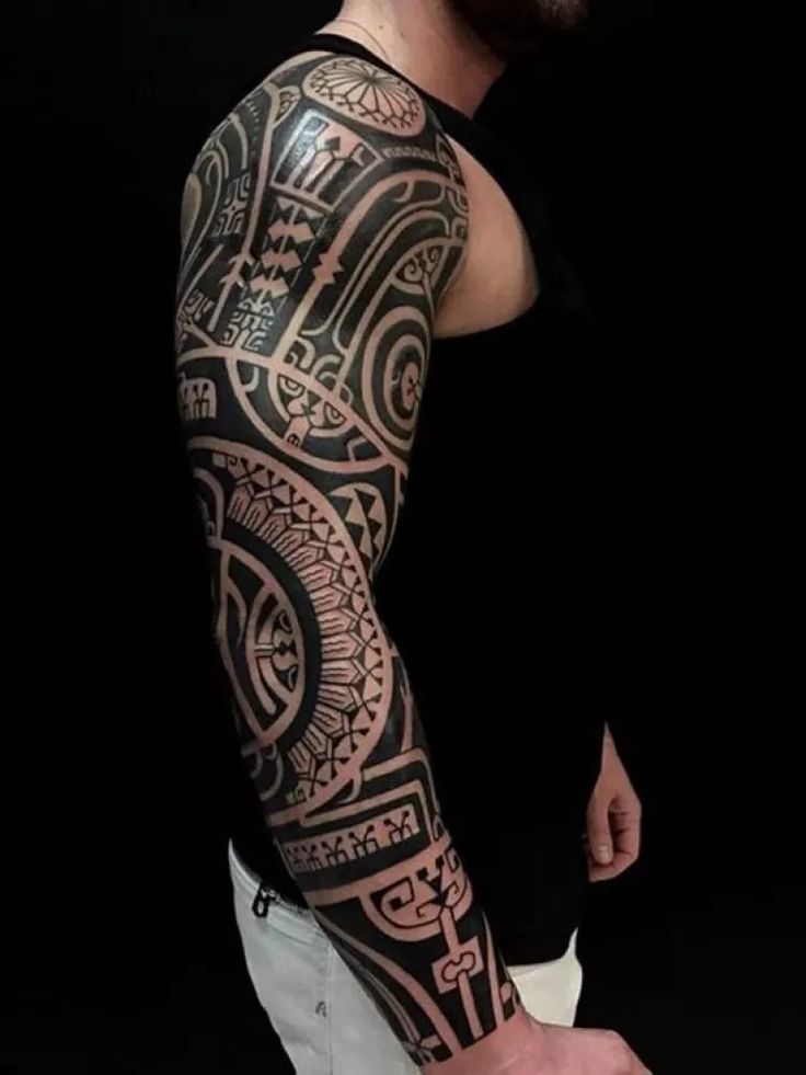 Tatuagem  Maori no Braço