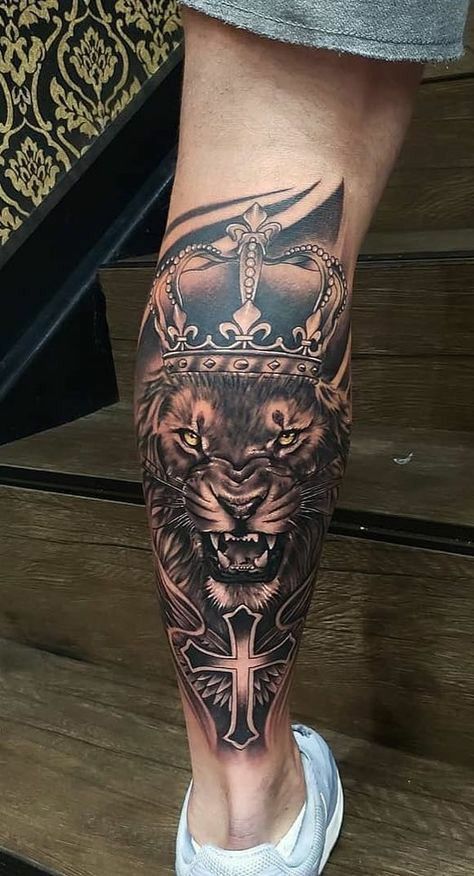 Tatuagem na Panturrilha Masculina