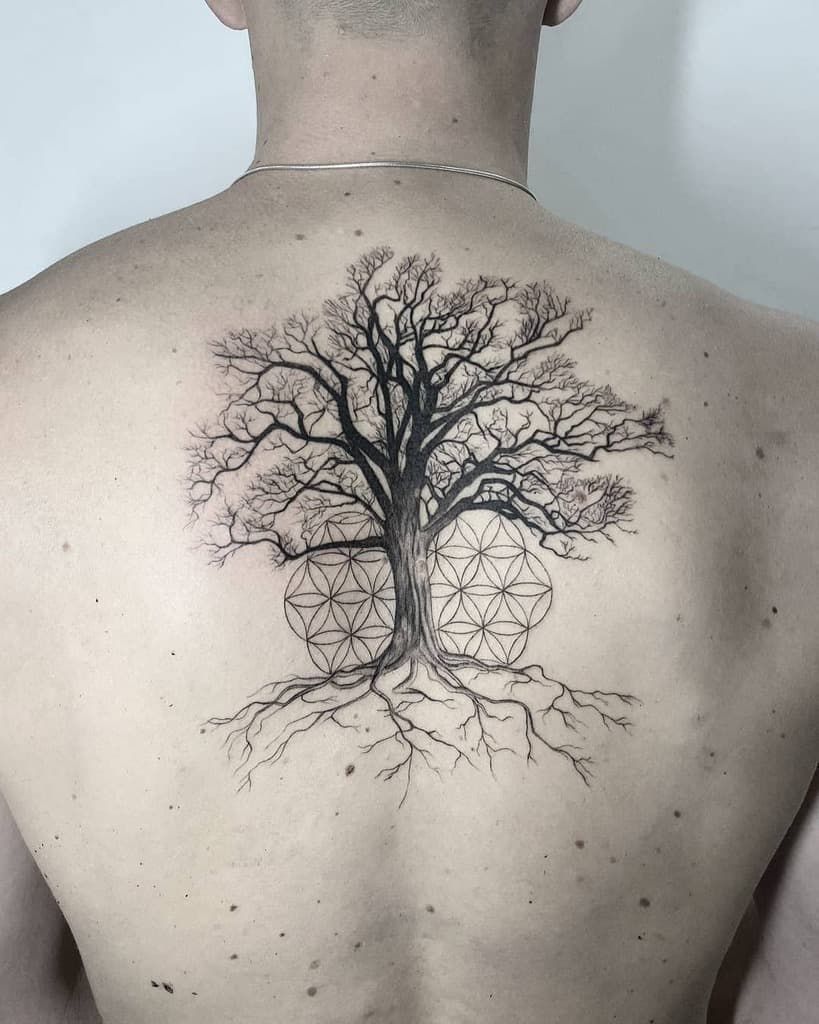 imagem de 55 Inspirações de Tatuagem nas Costas 