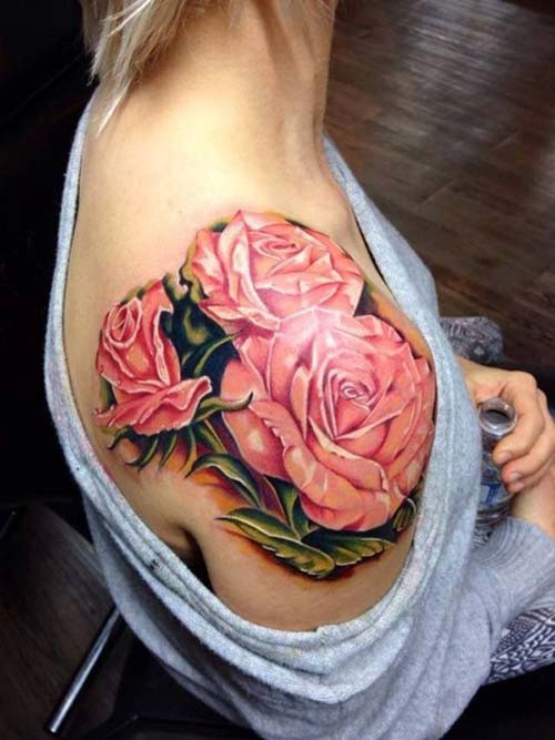 Tatuagem Feminina no Ombro