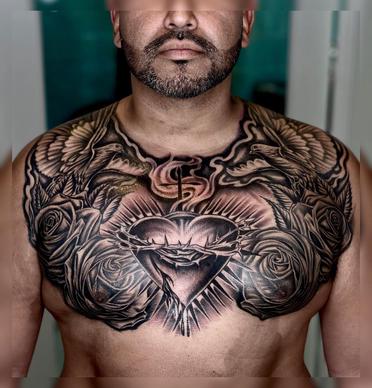 Tatuagem no Peito
