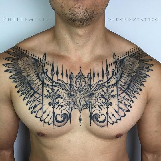 Tatuagem no Peito