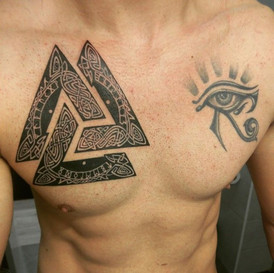 tatuagem viking valknut