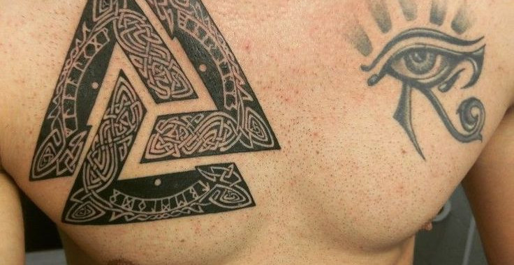tatuagem viking valknut