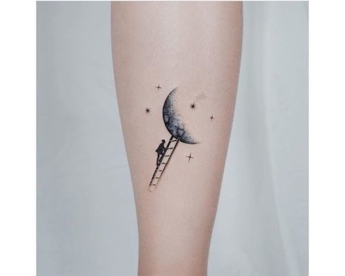 Lua Tattoo