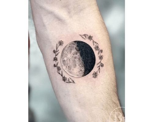 Lua Tattoo