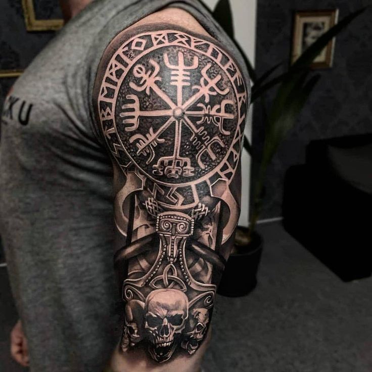 tatuagem vikings mjolnir 