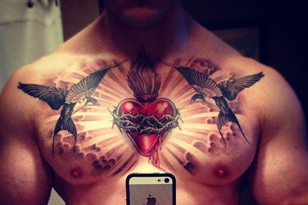 Tatuagem no Peito