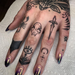 Finger Tattoo Designs