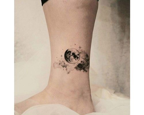 Lua Tattoo
