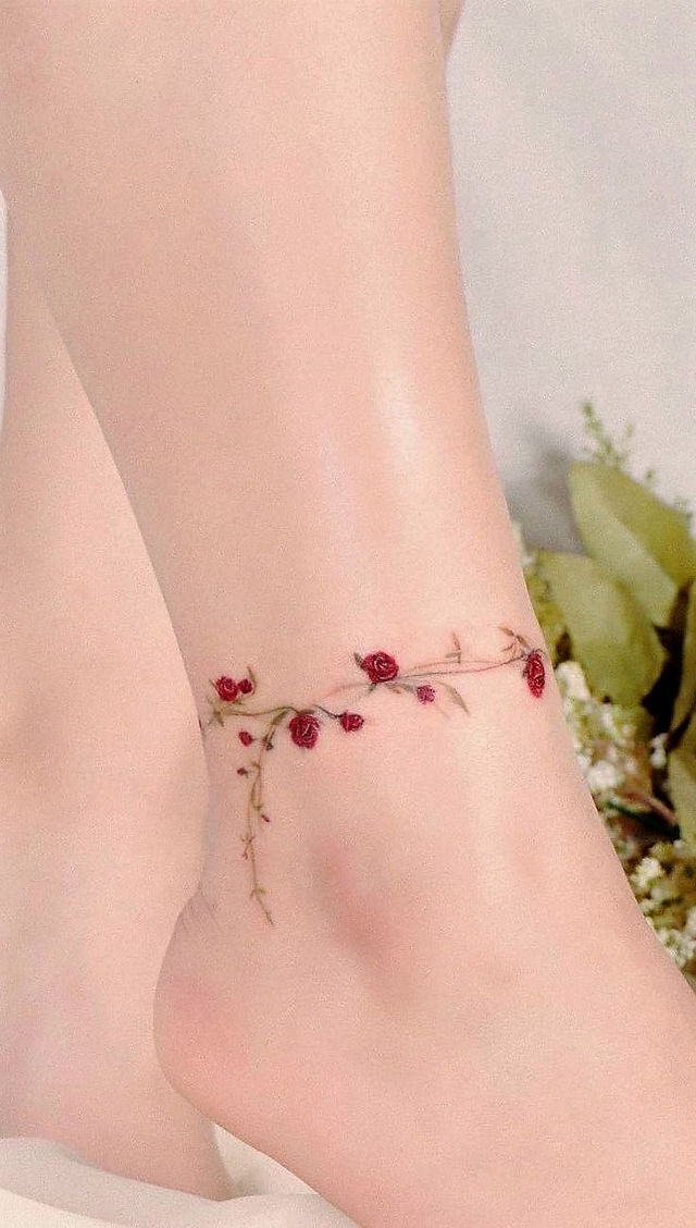 tiny tattoos 