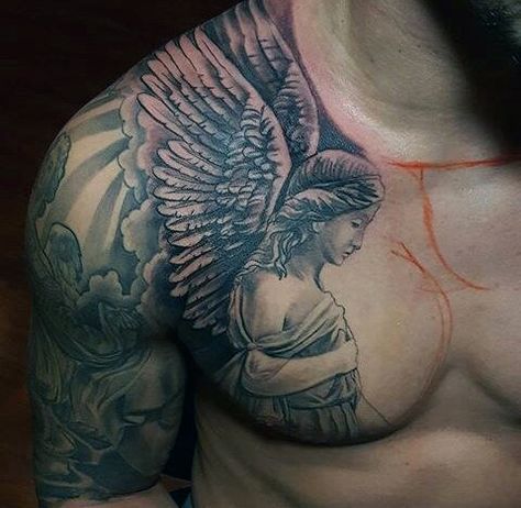 Tatuagem no Peito