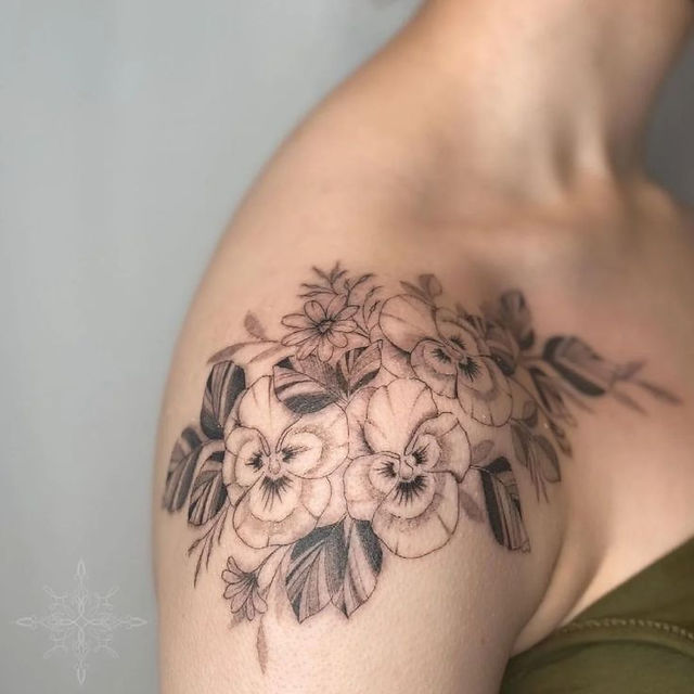Shoulder Tattoos for Women