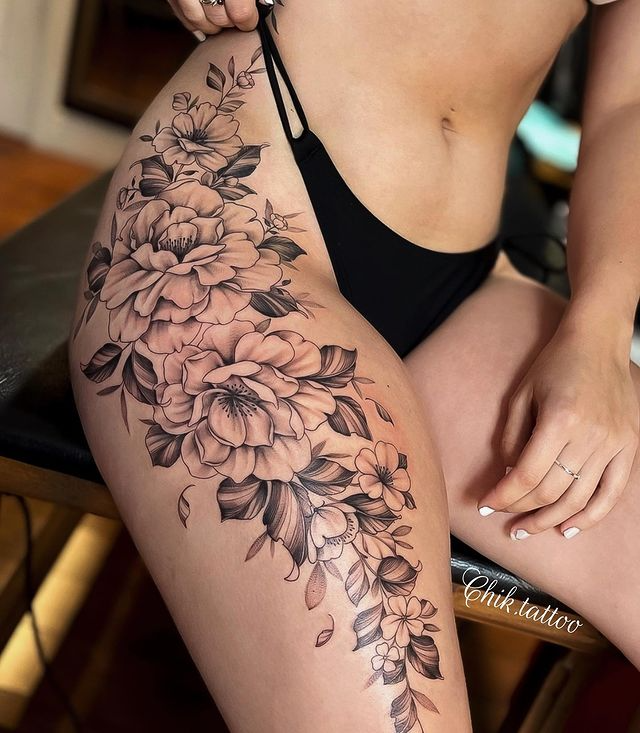 imagem de tatuagem Flores no Braço