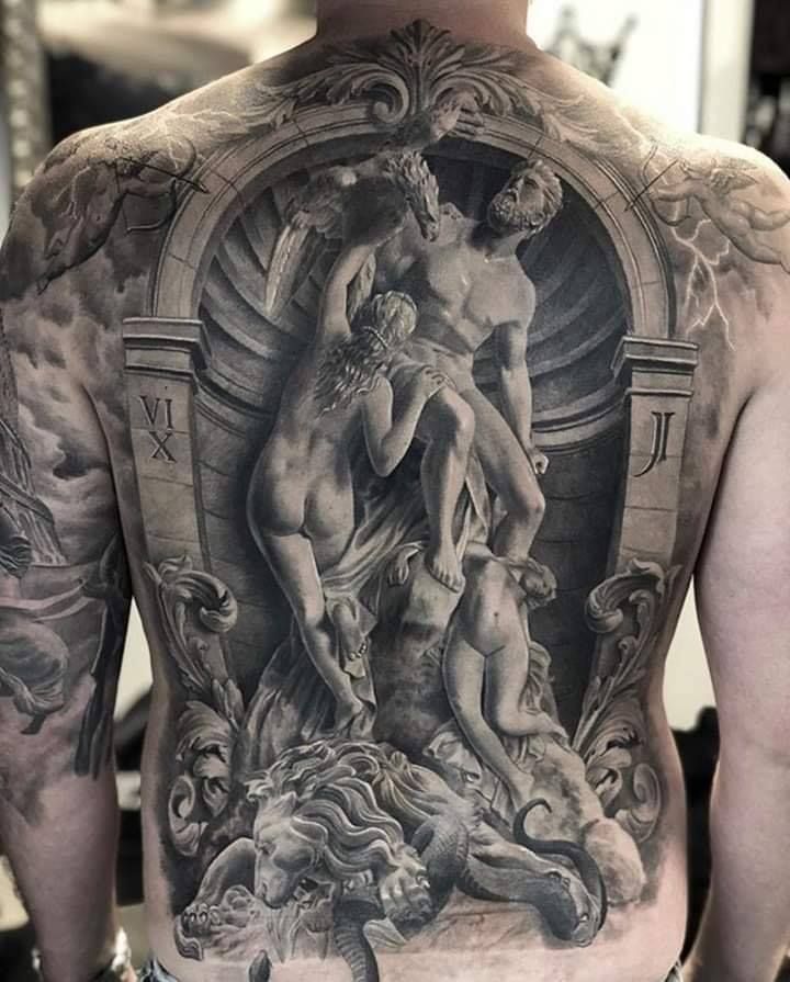 imagem de 55 Inspirações de Tatuagem nas Costas 