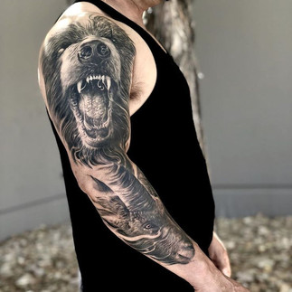 Tatuagem Masculina no Ombro