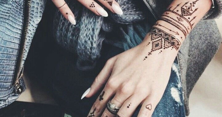 Feminine Hand Design