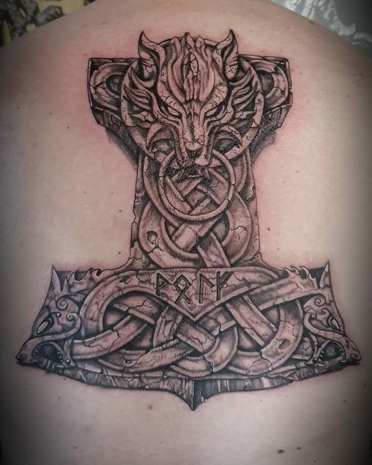 tatuagem vikings mjolnir 