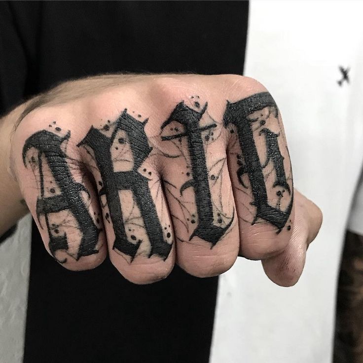 Tatuagem em Lettering