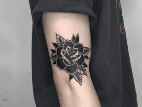 Black Rose Tattoo