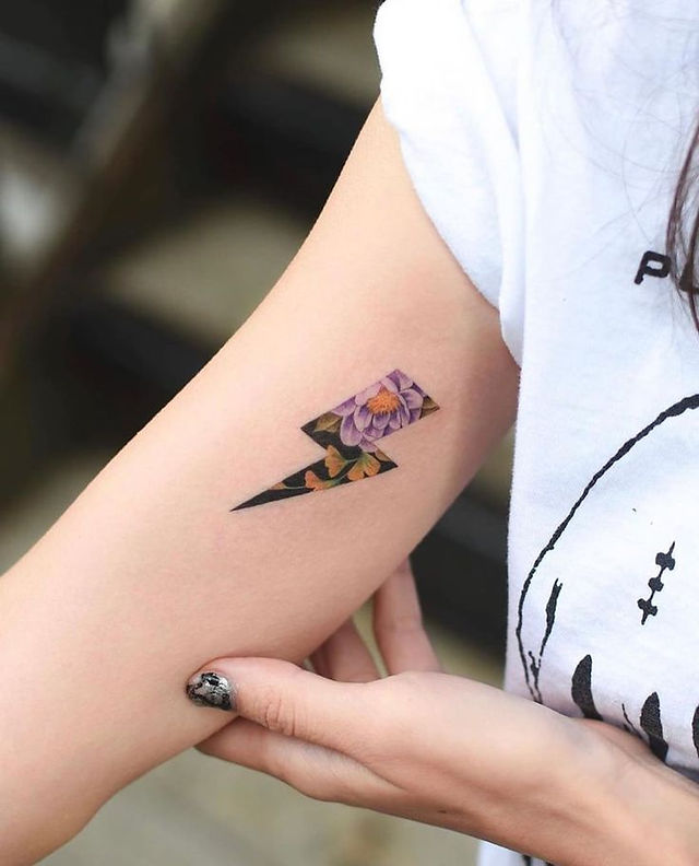 tiny tattoos 